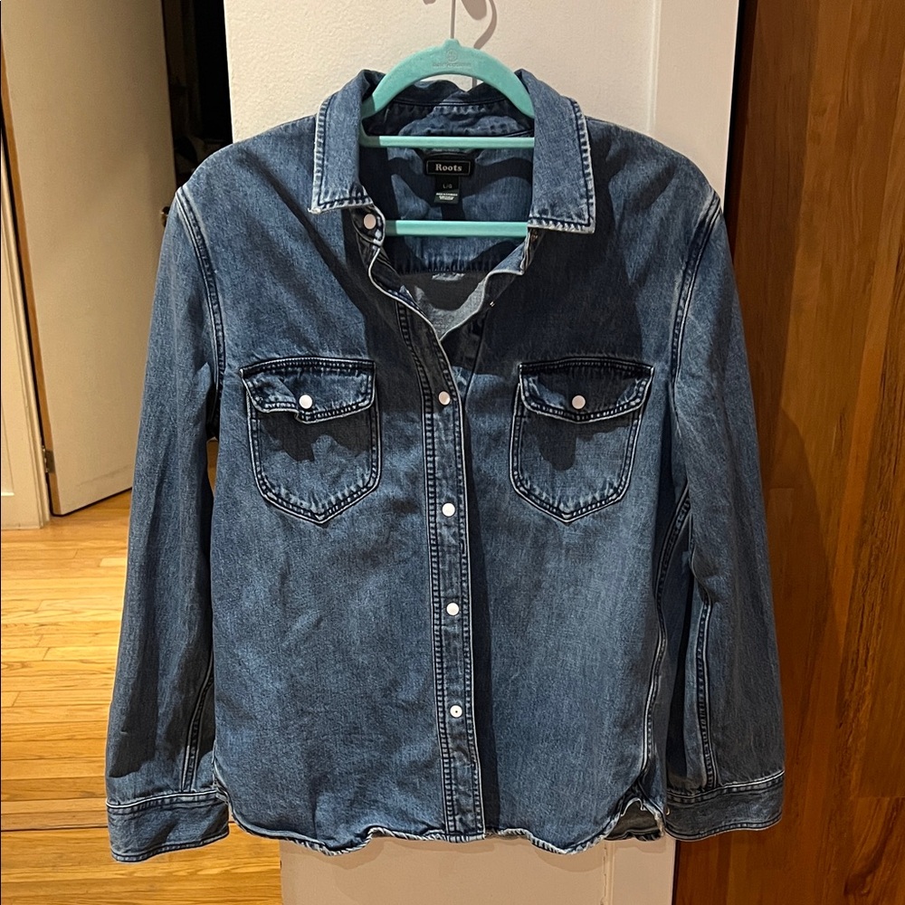 Roots Women's Dark Wash Denim Button-Down Shirt